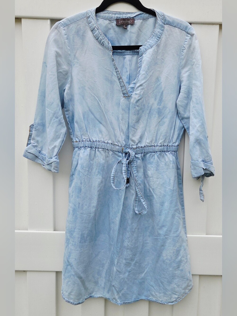 Luxology Women's Light Wash Denim Dress Size 6. Western, Festival, Beachy